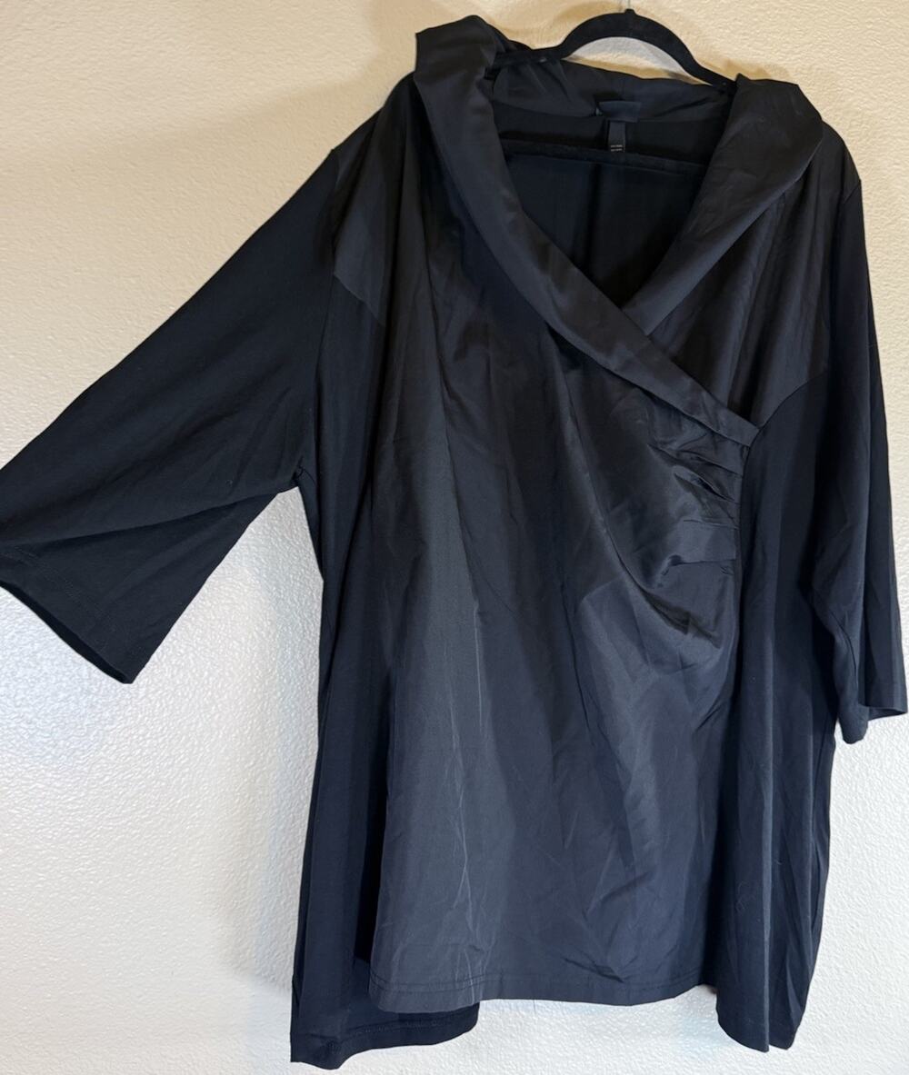 Luxury Selection Ulla Popken Plus 28/30 Tunic Top Black Print